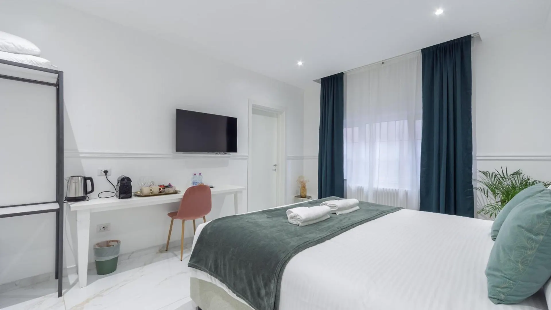 Leia Hospitality Otel Milano İtalya