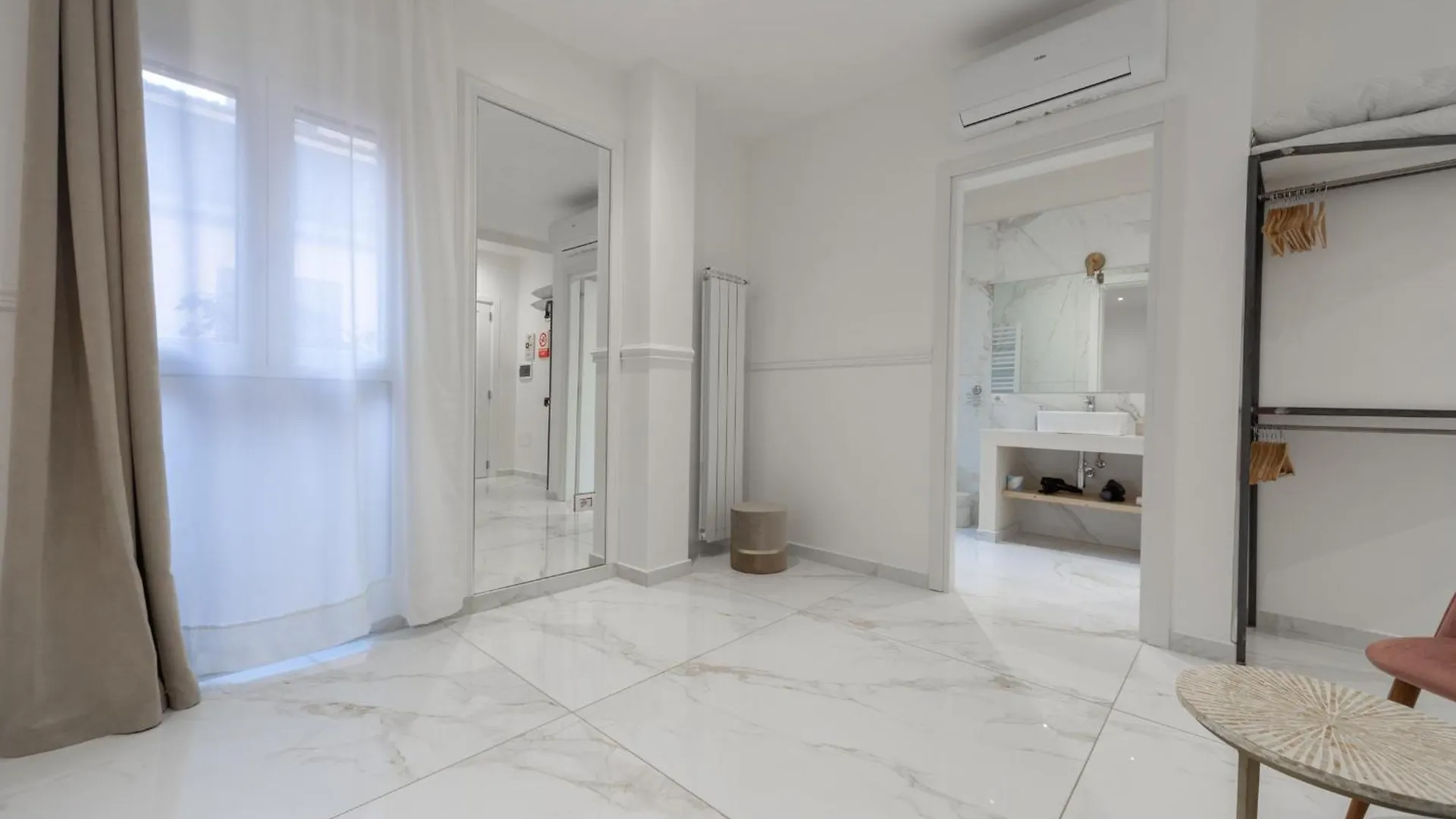 Leia Hospitality Otel Milano