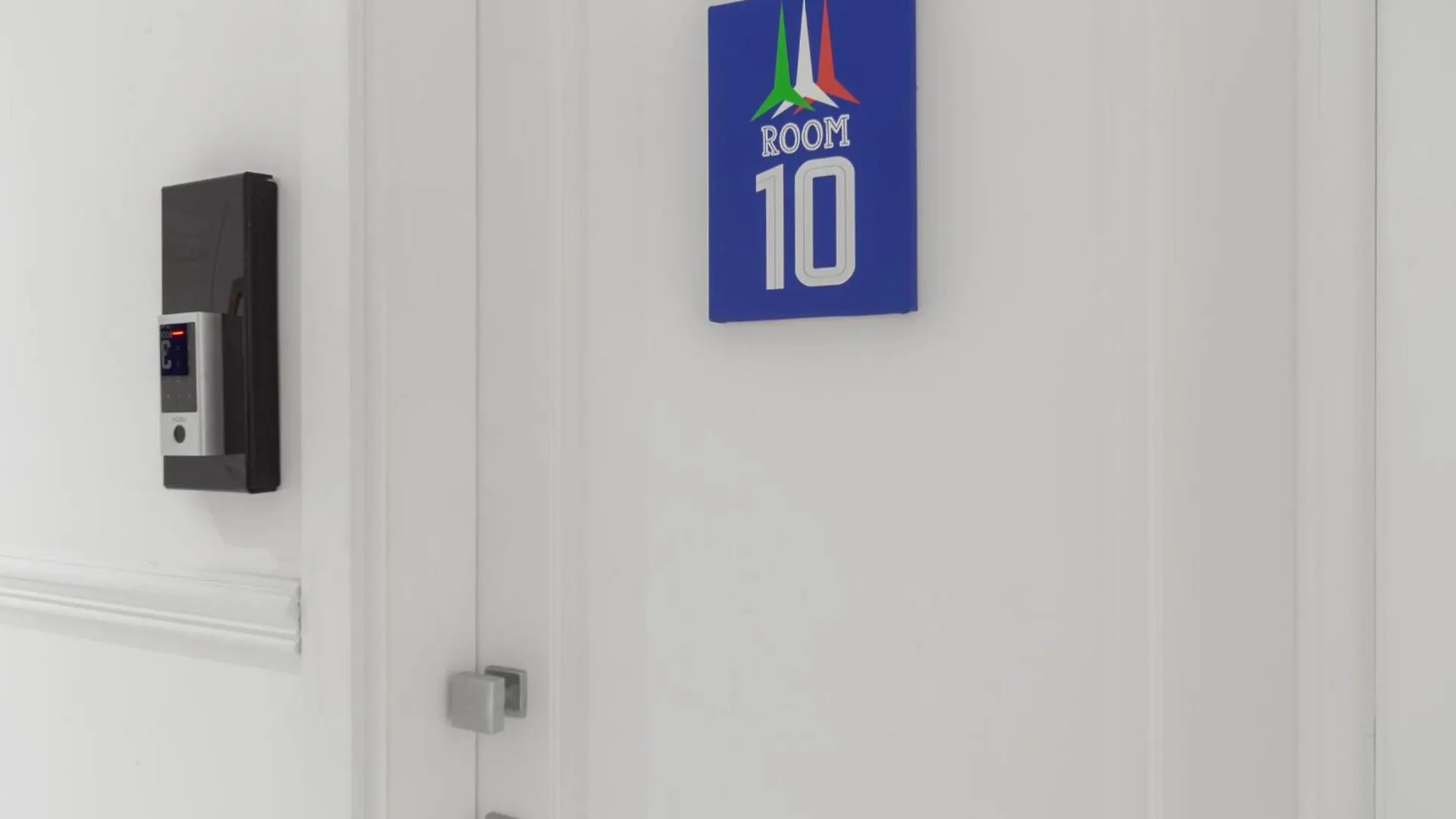 Leia Hospitality Otel Milano 0*,  İtalya